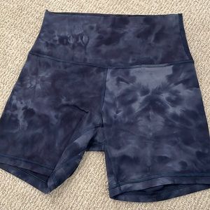 Lululemon Align 6” Shorts